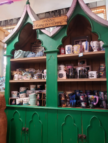 Middle Earthenware Mugs 